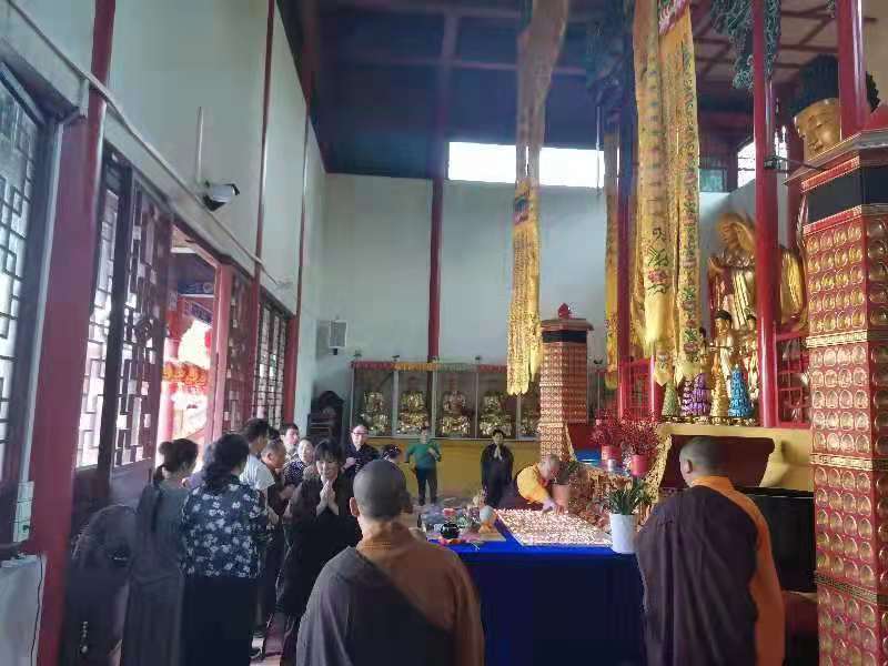 新彩网90999文殊菩萨圣诞祈福助考法会圆满